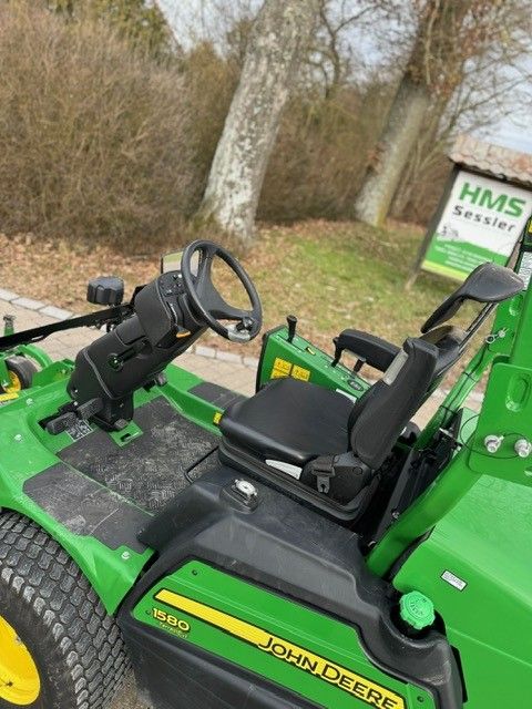 John Deere Terrain Cut 1580 Sichelmäher in Weidenbach