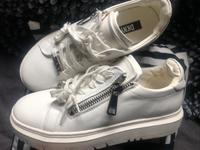 Ganz Neu DKNY Sneakers! Gr. 40,5 Rheinland-Pfalz - Baumholder Vorschau