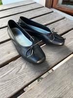 Geox Ballerinas Gr. 38 Leder schwarz Niedersachsen - Seevetal Vorschau