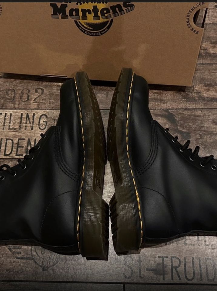 Dr. Martens Docs 1460 Gr. 38 in Völklingen