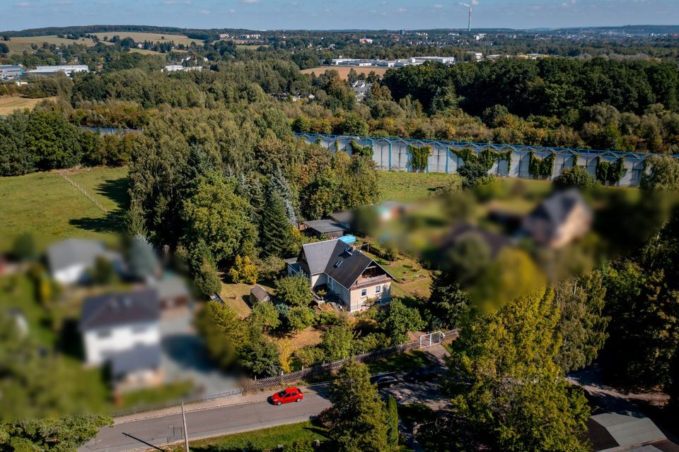 Solides Einfamilienhaus mit  traumhaften Grundstück in Chemnitz