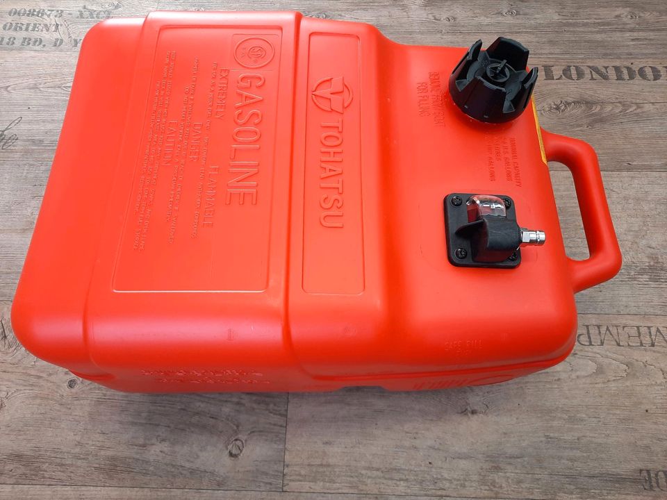 Bootstank Tank 25 Liter + Schlauch, Pumpball, Anschlüsse Tohatsu