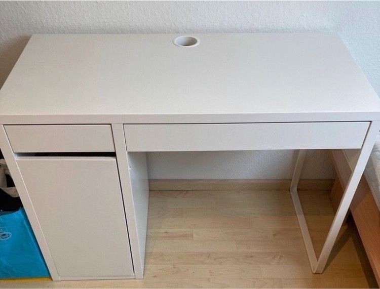 IKEA Schreibtisch Micke weiß 105x50x75 in Offenbach