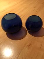 Zwei Kugel-Glasvasen in blau Nordrhein-Westfalen - Kleve Vorschau