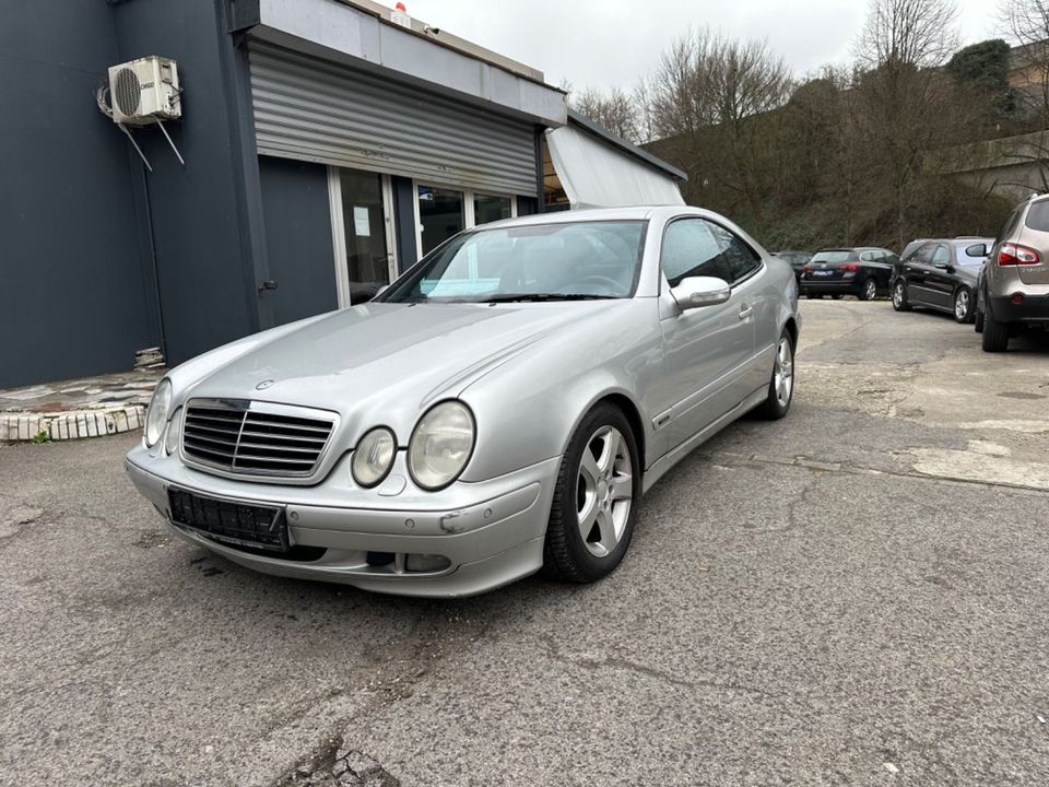 Mercedes-Benz CLK 320 AVANTGARDE in Gladbeck