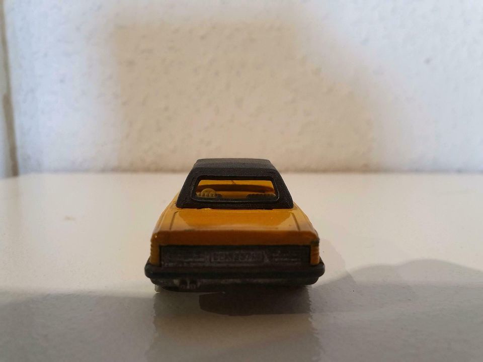 MATCHBOX SUPERFAST    Nr. 6 Mercedes 350 SL in Magdeburg