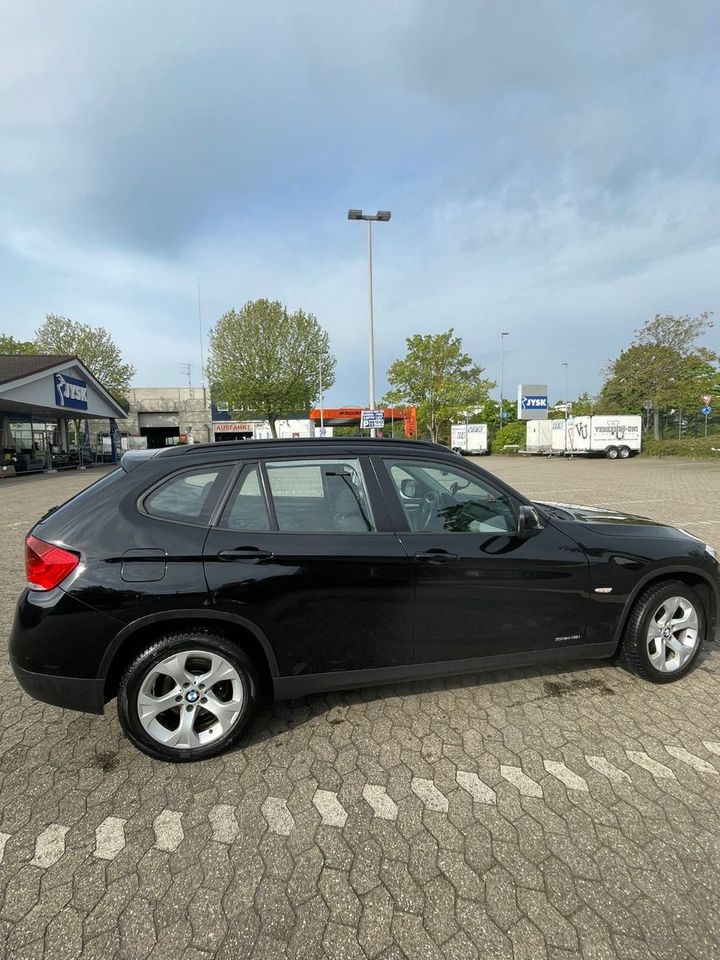 BMW X1 sDrive18i - in Niederkassel