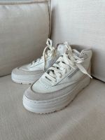 Reebok Club C Geo Mid Sneaker 37.5 ungetragen neu weiß beige Dresden - Neustadt Vorschau