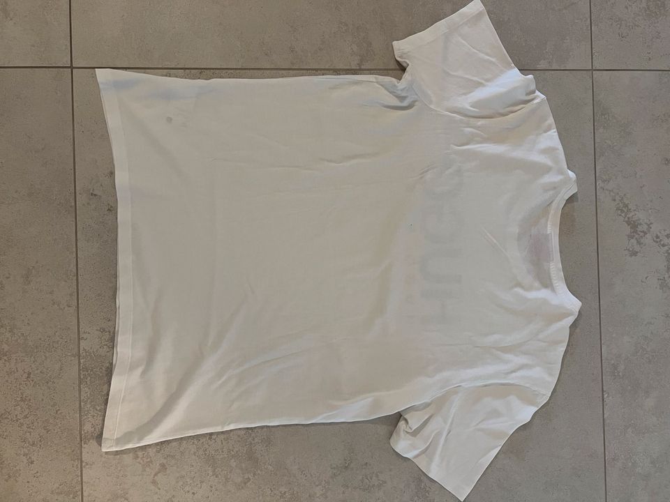 Hugo Boss Shirt T-Shirt L in Worms