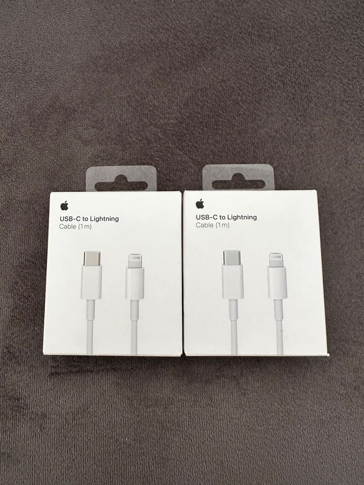 Apple USB-C to Lightning Ladekabel NEU! in Hamburg