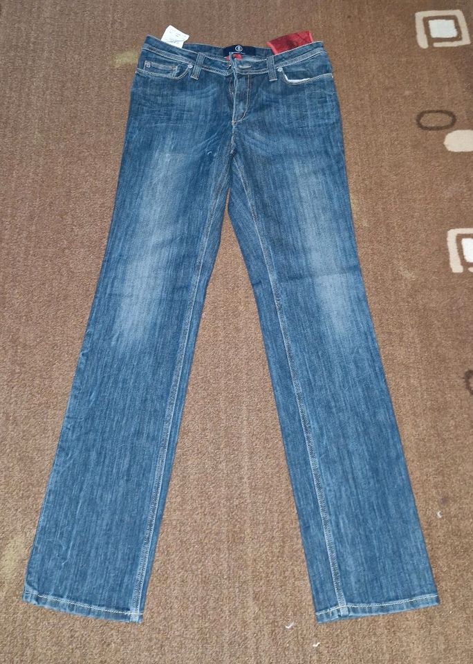 Bogner Damen Jeans Gr. 40/L USA Größe 30 in Berlin