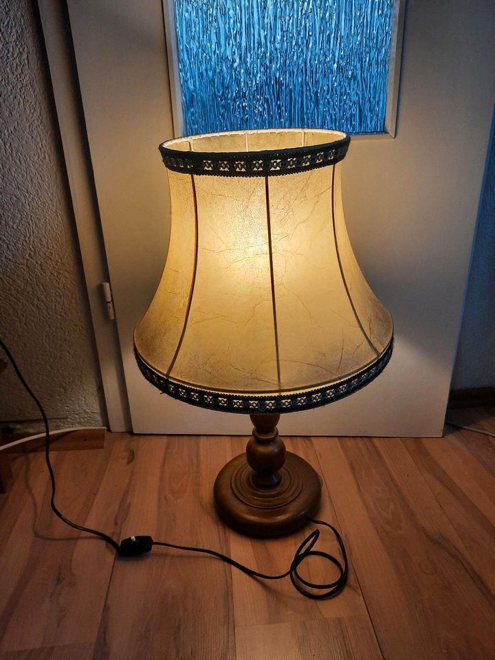 Vintage Retro Holz Tischlampe Stehlampe H ca.66 cm in Drensteinfurt