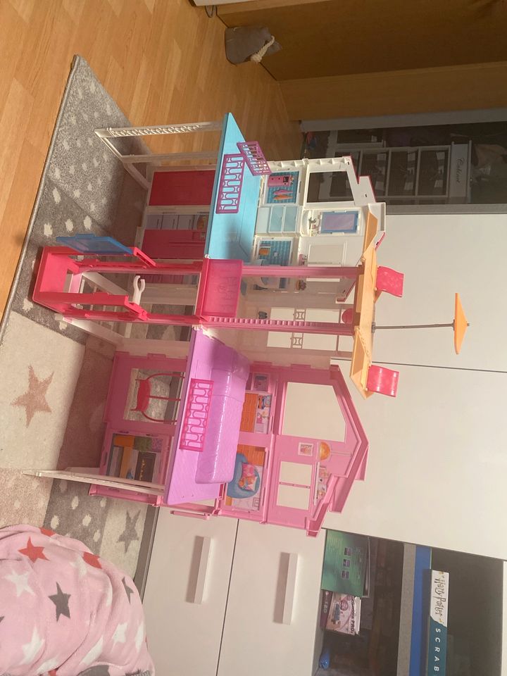 Barbie Haus Traumvilla /3 Etagen/auch einzeln in Erfurt