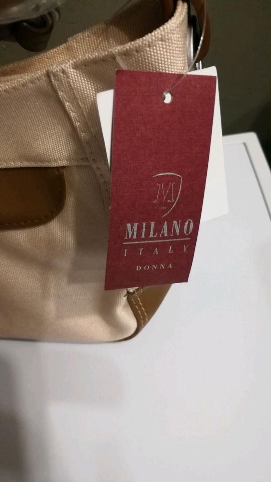 Handtasche neu Milano Italy Apricot Umhängetasche in Duisburg