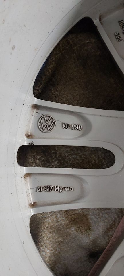 4X Original VW Akiros Felgen für z.B. Passat 3C B6,B7,CC,Eos usw. in Bad König