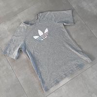 Adidas T-Shirt Gr. 164 Shirt grau Jungen Baumwolle Nordrhein-Westfalen - Leverkusen Vorschau