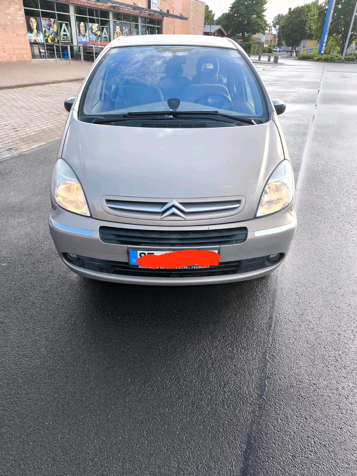 Abbildung des Autos Citroen Xsara Picasso 1,6