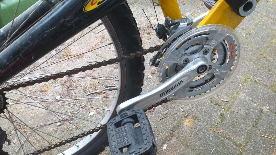 Fahrrad Mountenbike voll gefedert 26 zoll stabiler Rahmen21 Gänge in Quickborn