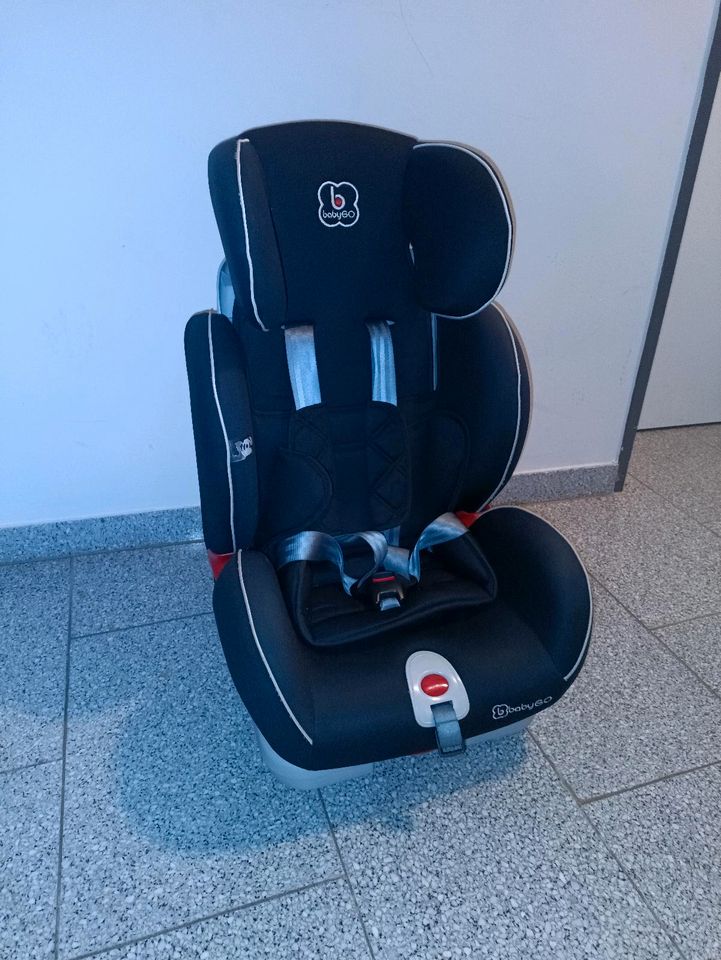 Kindersitz BabyGO in Kassel