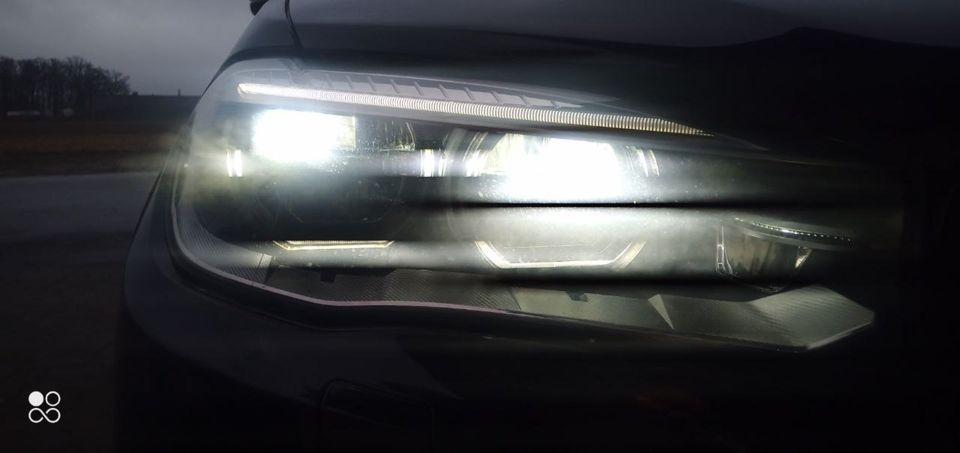 BMW X5 F15 X6 F16 Adaptive LED Scheinwerfer rechts 7 399 122 in Damme