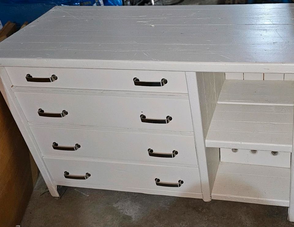 UNIKAT Schöne Kommode & Sideboard aus Schiffsbohlen in Leichlingen