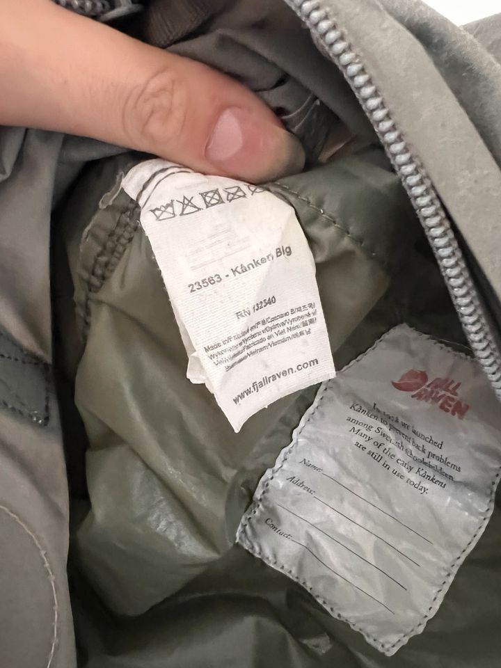 Fjällräven Rucksack grau big in Lübeck