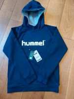 NEU Hummel Hoodie Pullover dunkel blau Gr. 164 NEU Niedersachsen - Schwarmstedt Vorschau