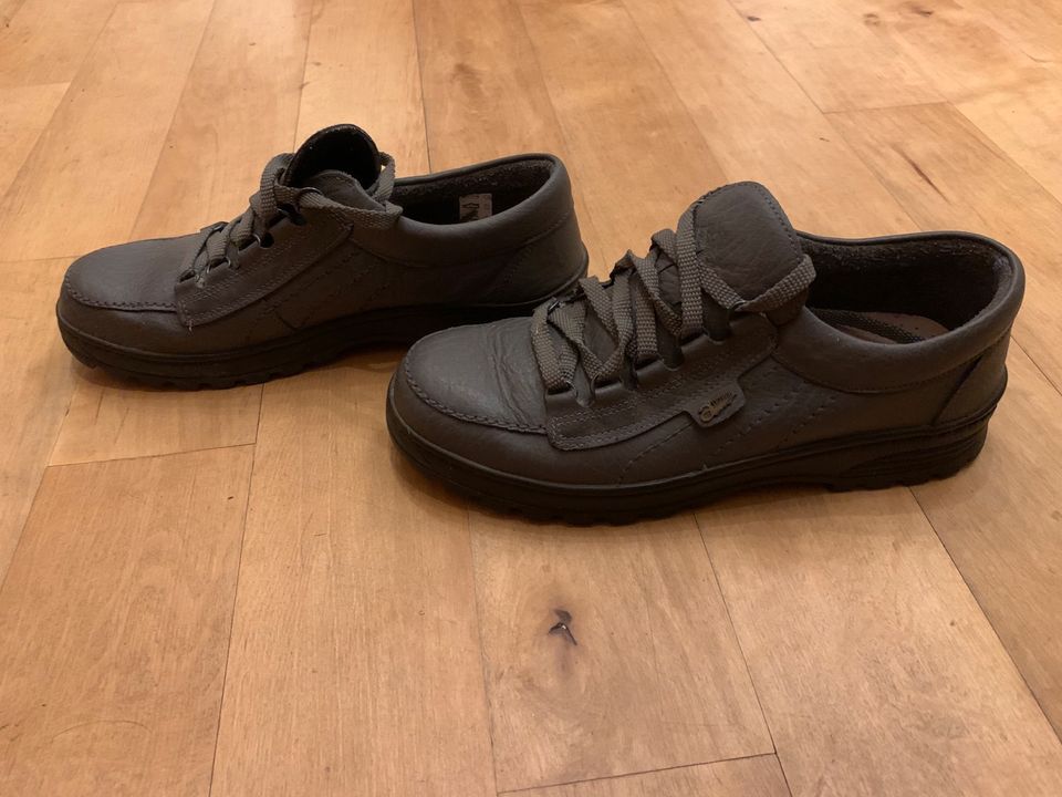 Herren Schuhe Gr. 45 in Pöttmes