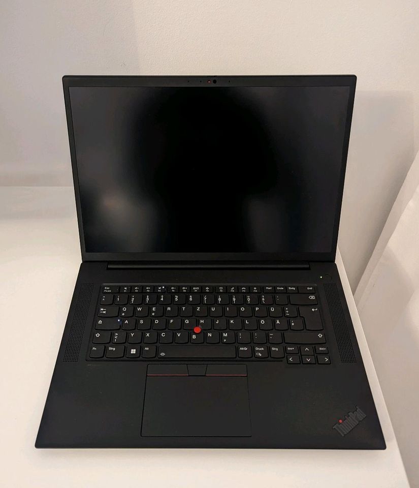 Lenovo ThinkPad P1 G5, i7-12800H, 32GB RAM, 1TB SSD, RTX A3000 in München