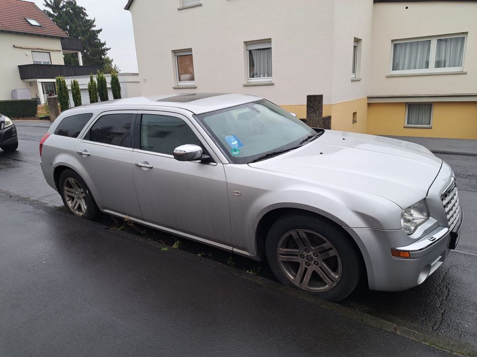 Chrysler 300c in Gießen