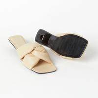H&M Wattierte Pantoletten (0975101001) Gr. 38 NEU Innenstadt - Köln Altstadt Vorschau