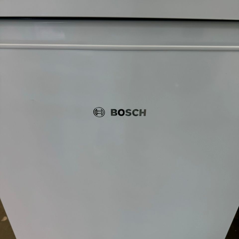 GEFRIERSCHRANK BOSCH EEK: E 85CM 12 MONATE GARANTIE in Hamburg