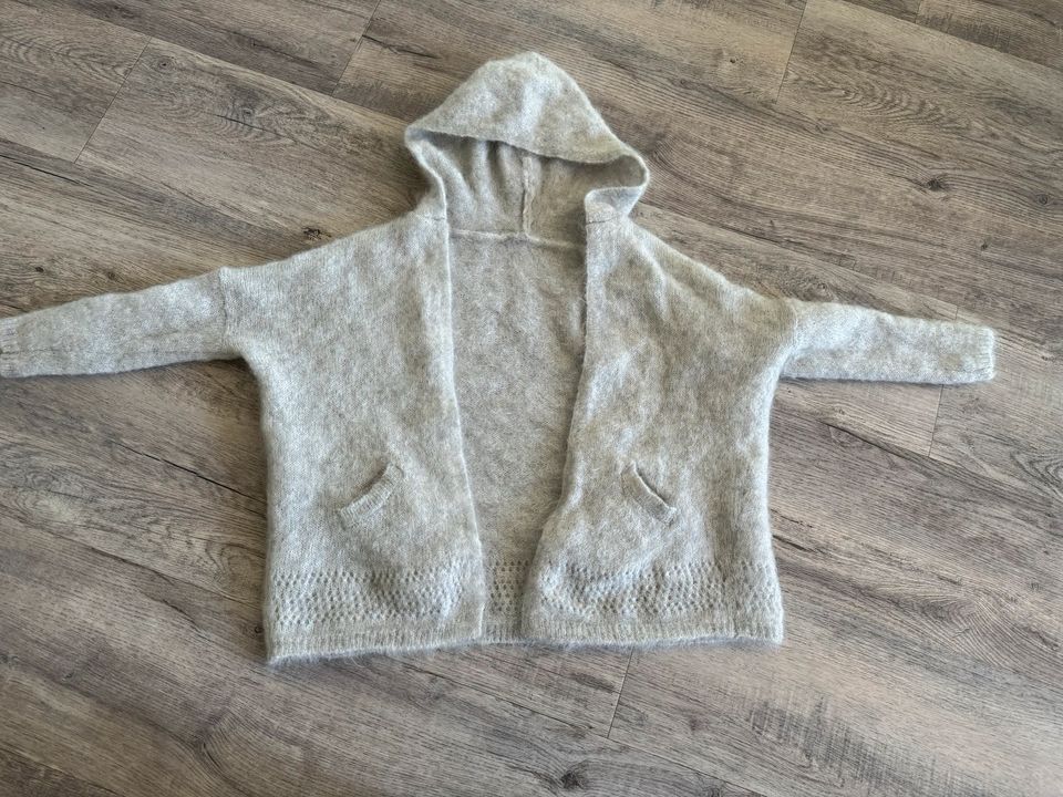 Sézane Mohair Hoddie Strickjacke grau, Größe 36 in Aurich