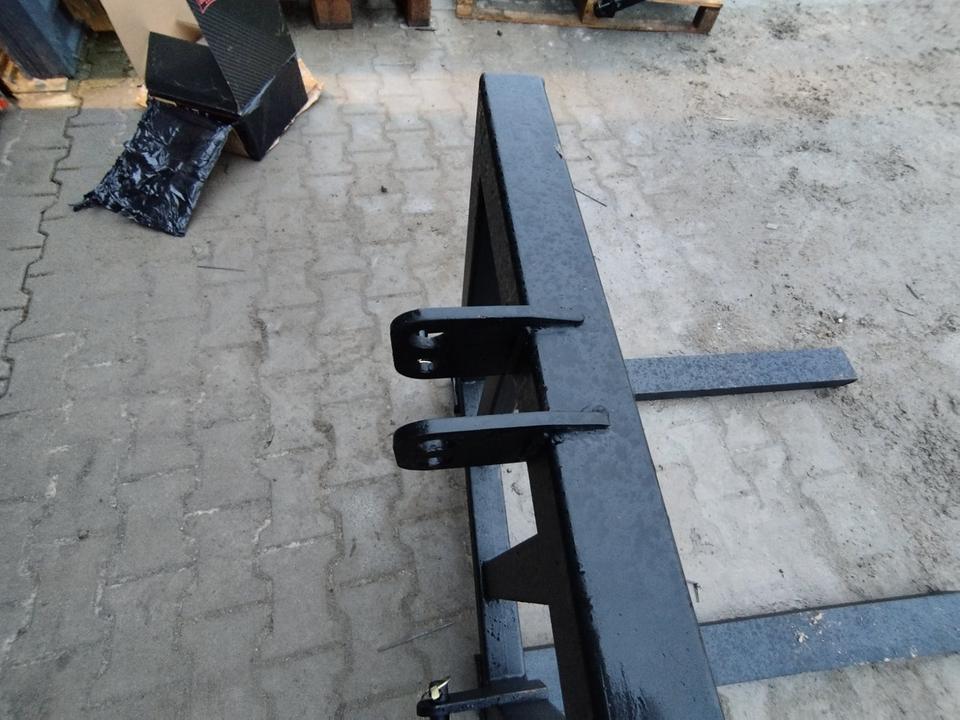 Palettenheber Heckpalettengabel Hinten Palettengabel Dreipunkt in Neuhardenberg