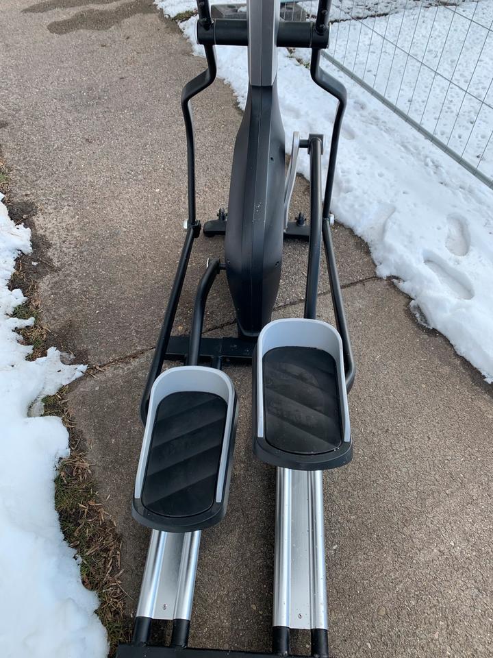 Phoenix Crosstrainer Hometrainer Ellipse Ellipsentrainer in Falkensee