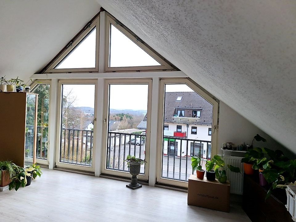 Freistehendes Großzügiges Haus mit Potenzial PRIVAT in Neunkirchen-Seelscheid