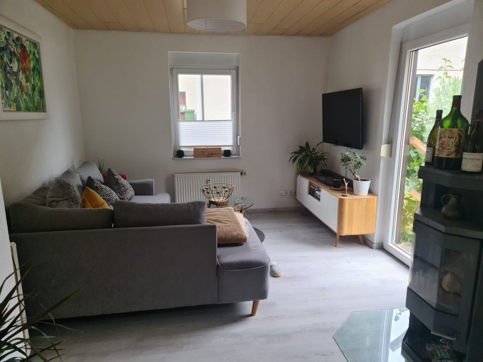 Wunderschöne 2-Zimmer Wohnung mit Garten ab Juni zu vermieten in Furtwangen