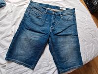 s.oliver Shorts kurze Hose York Größe 33 Hessen - Münzenberg Vorschau
