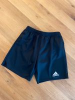 * Original Adidas Hose/Sport/Fußball wie Neu Größe 140 schwarz Nordrhein-Westfalen - Bedburg Vorschau