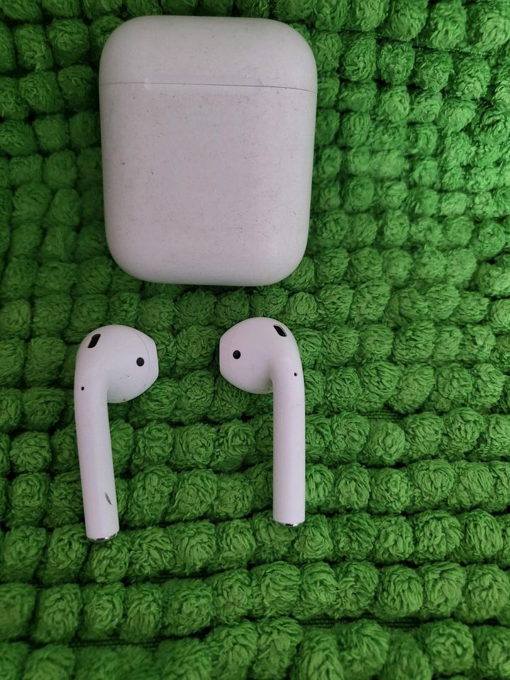 AirPods  Apple in Potsdam