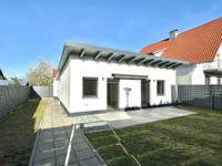 Traumhaftes Bungalow: Moderner Wohnkomfort in neuwertigem Zustand! Bayern - Geisenhausen Vorschau