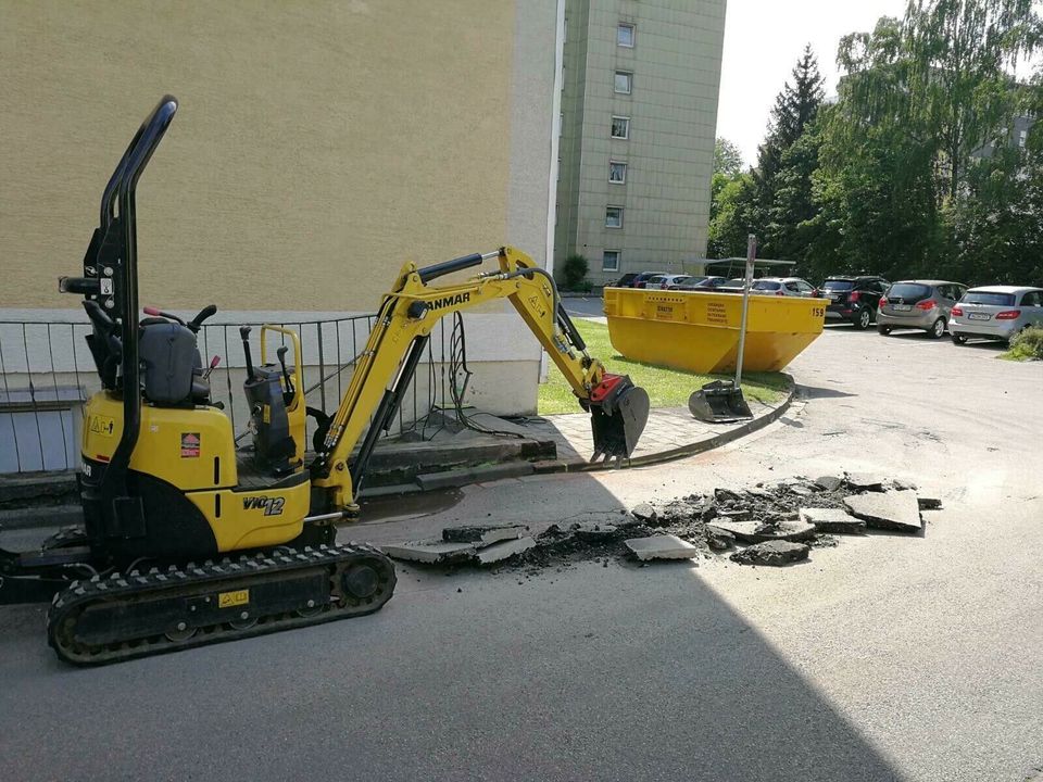 Minibagger /Erdarbeiten Bagger für Garten Terasse Pool Aushub in Mühldorf a.Inn