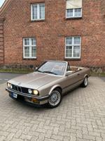 BMW E30 320i Cabrio - TÜV NEU / OLDTIMER Wandsbek - Hamburg Bergstedt Vorschau