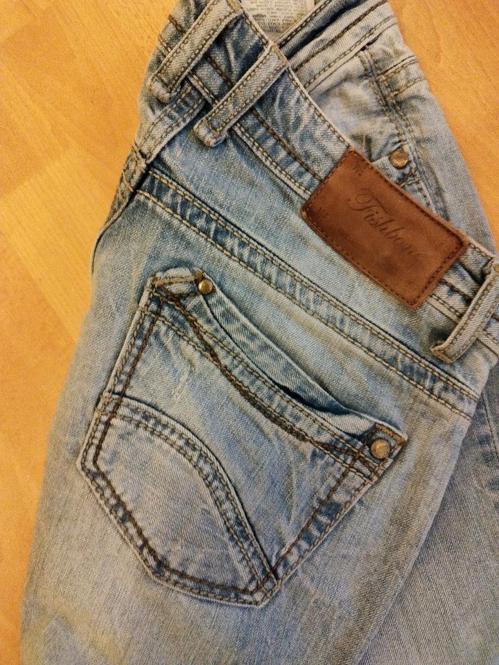 Jeans, W27, rockig, Marke Fishbone, cool, trendy, Five Pocket St in Nagold