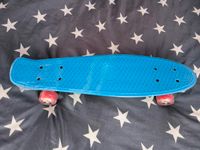 Skateboard mit LED Rollen Neu Bielefeld - Joellenbeck Vorschau