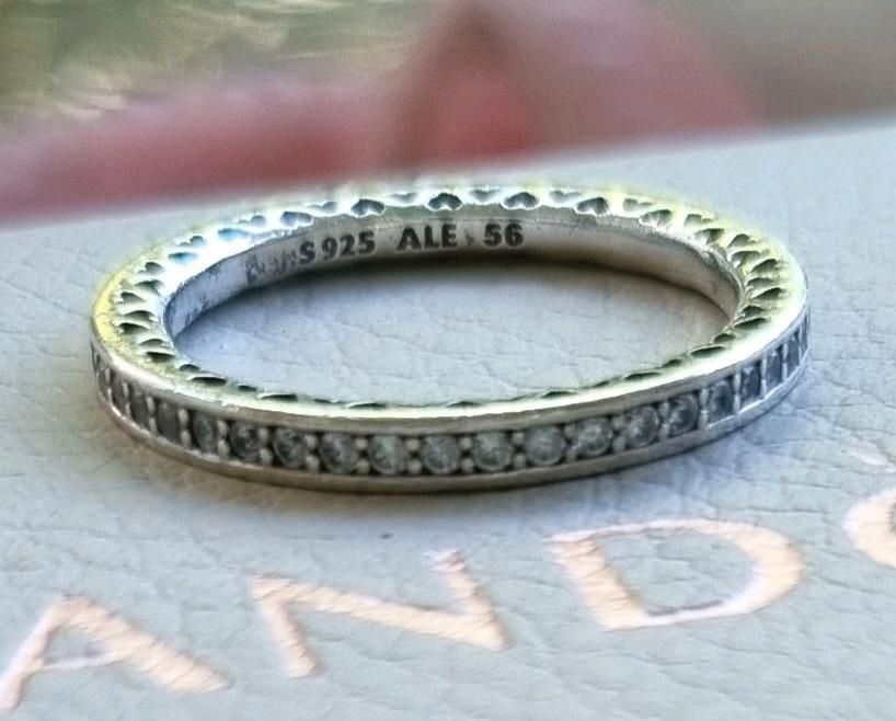 Original Pandora unendliche Herzen Ring mit Emaille weiß Oldie in Lübeck