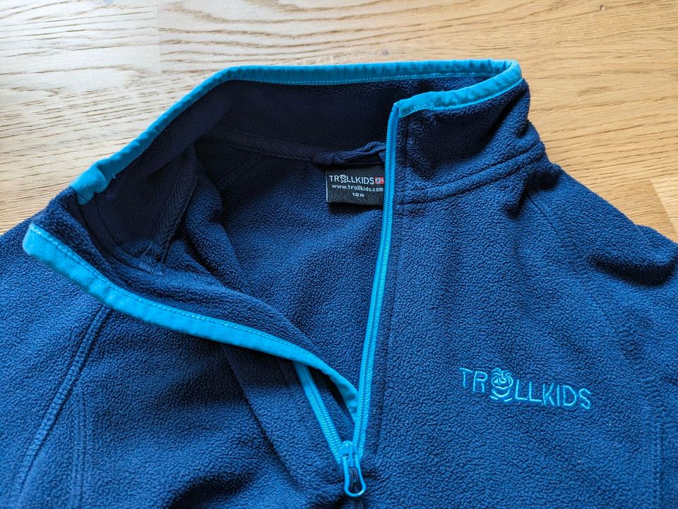 Trollkids Fleece Pullover Größe 128 in Ludwigsburg