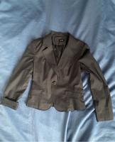 Pimkie Blazer Jacke grau Damenjacke Casual business S 36 schick Frankfurt am Main - Sachsenhausen Vorschau
