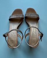 Unisa Sandalen Pumps 40 Niedersachsen - Braunschweig Vorschau