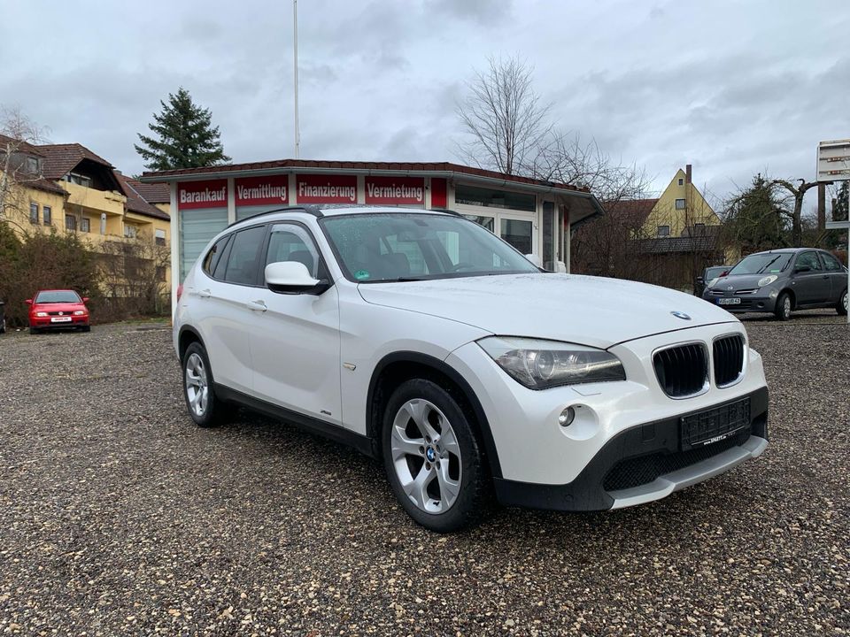 BMW X1 xDrive 18 d xLine *NAVI/LED/PANO/LEDER/XENON/PDC in Weißenburg in Bayern